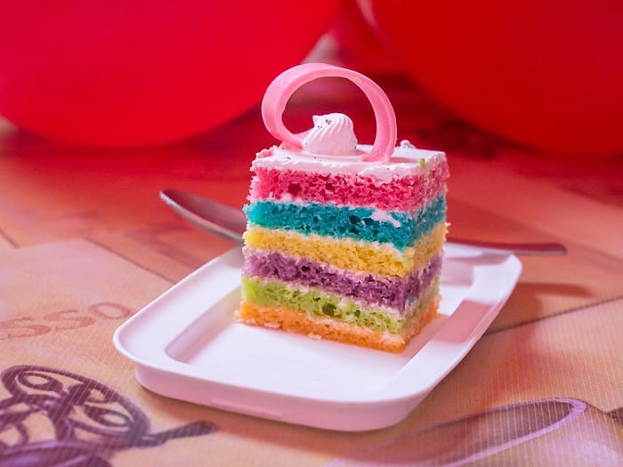 Kue Pelangi