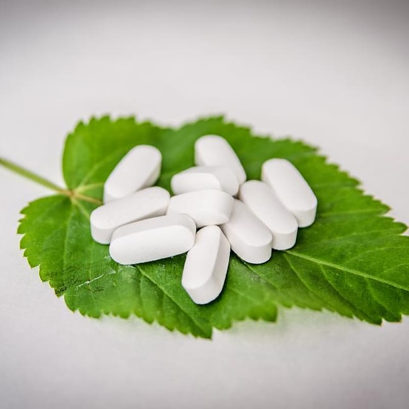 Obat-obatan untuk bakti sosial kesehatan