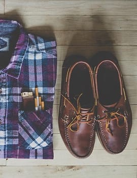 Kemeja Flanel Kotak-kotak