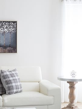 Sofa 2 Dudukan Putih