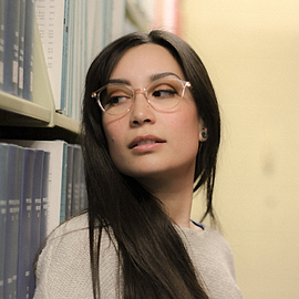 Dewi Anggraini, Penjualan & Pemasaran