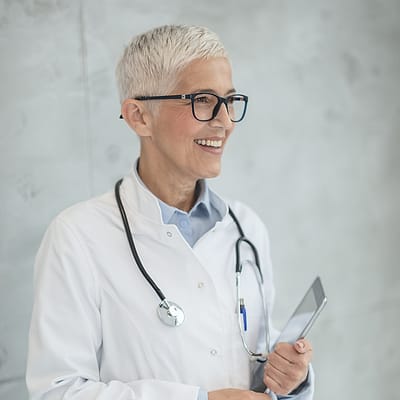 dr. Rina Wulandari