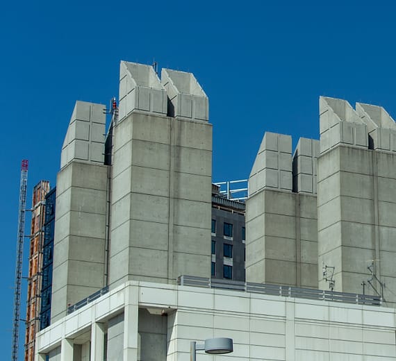 Gedung beton bertingkat