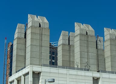 Gedung beton bertingkat