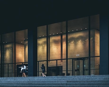 Lobi gedung apartemen