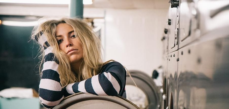 Laundry kiloan atau cuci satuan, mana yang cocok?