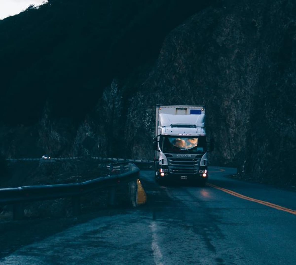 MDIX Logistik Cakrawala