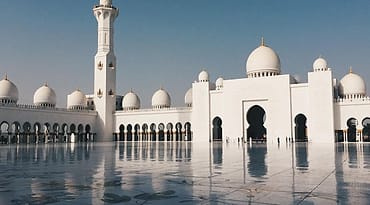 Halaman masjid