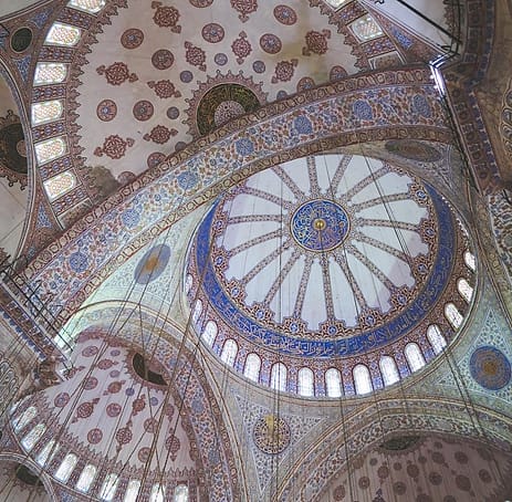 Interior kubah masjid