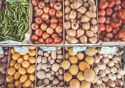 Sayur dan bahan makanan