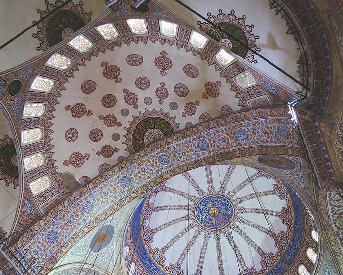 Interior kubah masjid