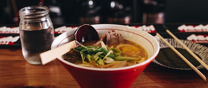 Ramen kuah hangat