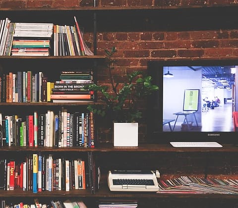 Ruang perpustakaan sekolah
