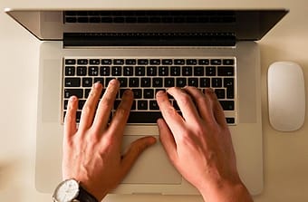 Belajar coding di laptop