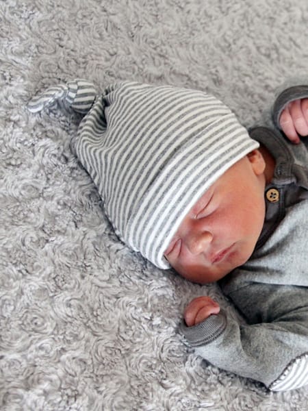 Sesi Newborn di Studio (Newborn)
