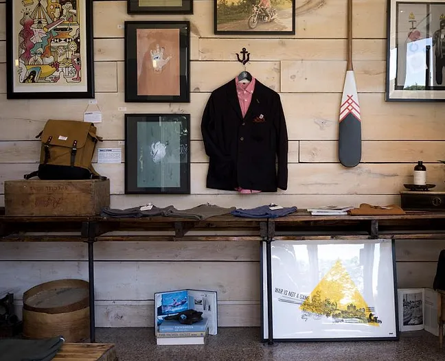 Interior butik pakaian